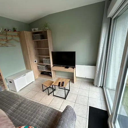 Le Petit De Villa